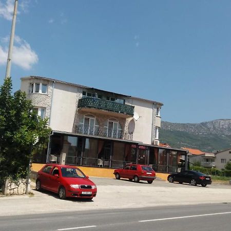 Apartman Julienne Kaštela Exteriér fotografie